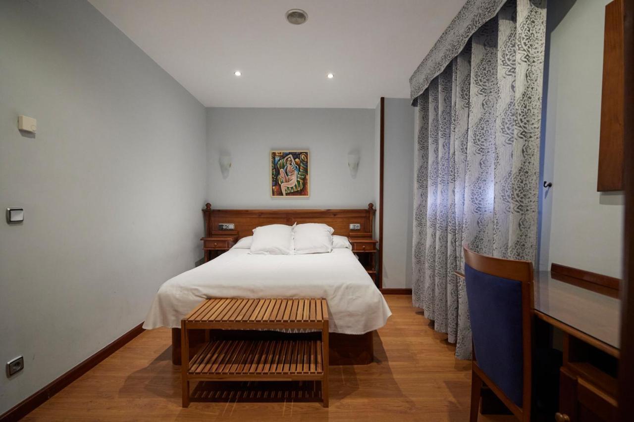 Hotel Villalegre Avilés Esterno foto
