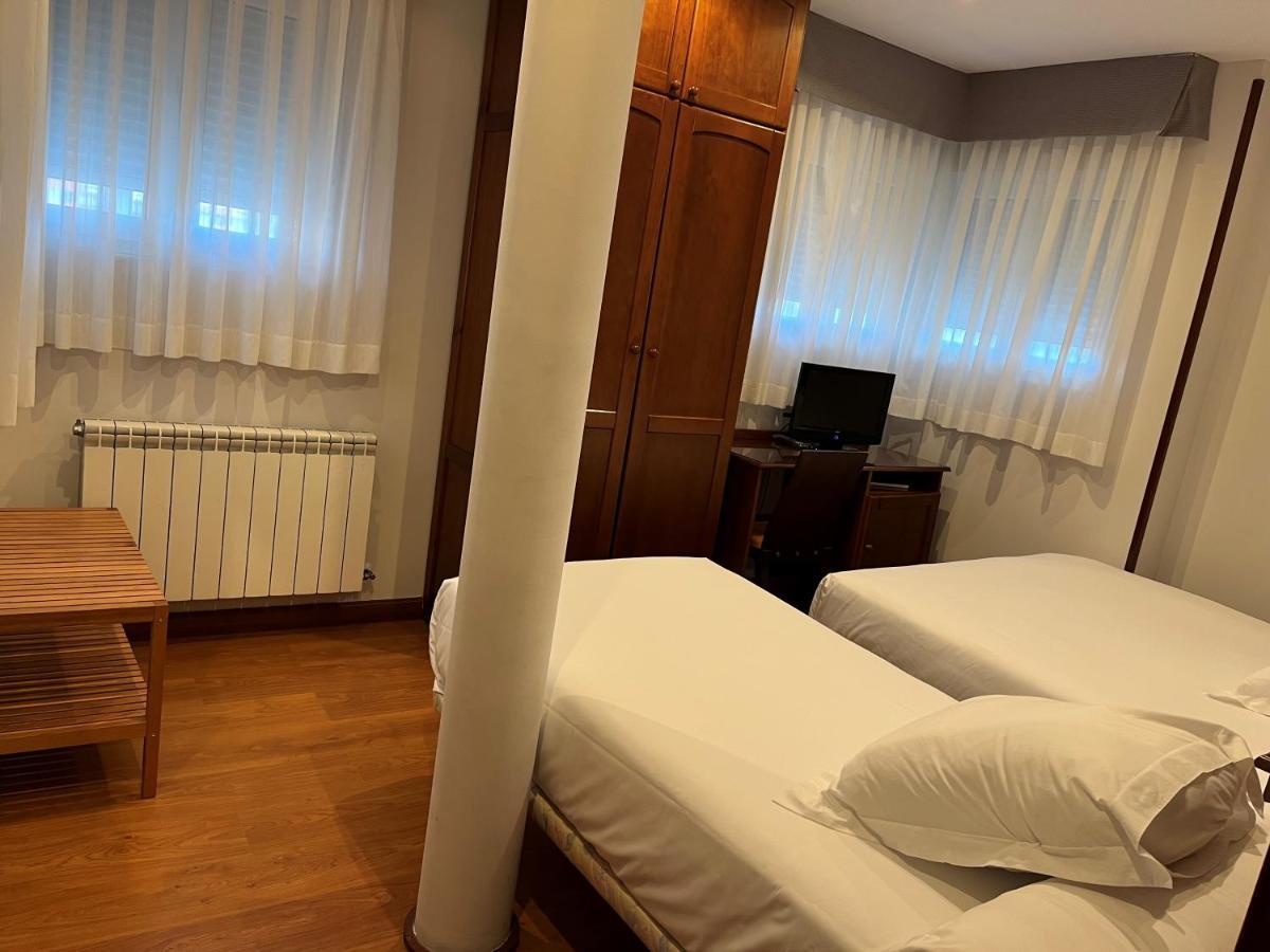 Hotel Villalegre Avilés Esterno foto